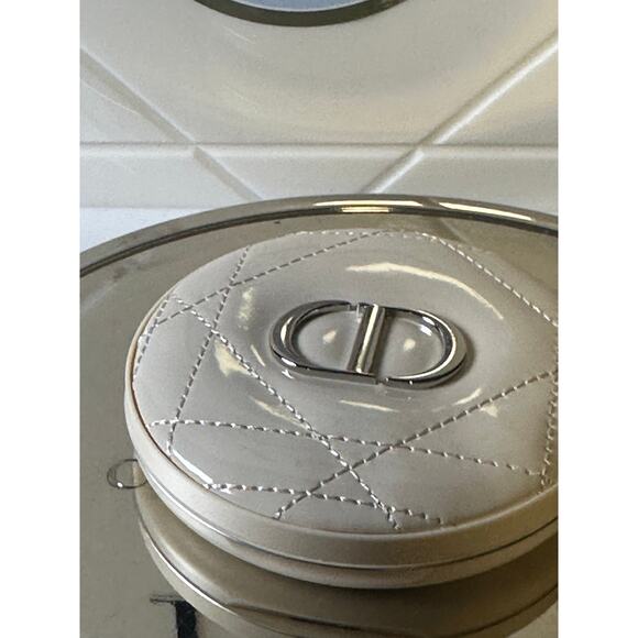 Dior Forever Couture Luminizer - 01 NUDE GLOW - 6g - NEW NO BOX - Picture 3 of 4